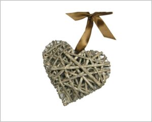 CUORE IN VITICCIO  18 CM COLOR NATURALE