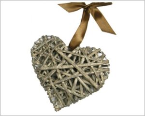 CUORE IN VITICCIO  24 CM COLOR NATURALE