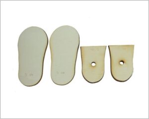 PIEDI LEGNO X BAMBOLE/PUPAZZI -  9 CM